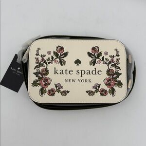 Kate Spade Oh Snap Floral Camera Bag Meringue Mullti